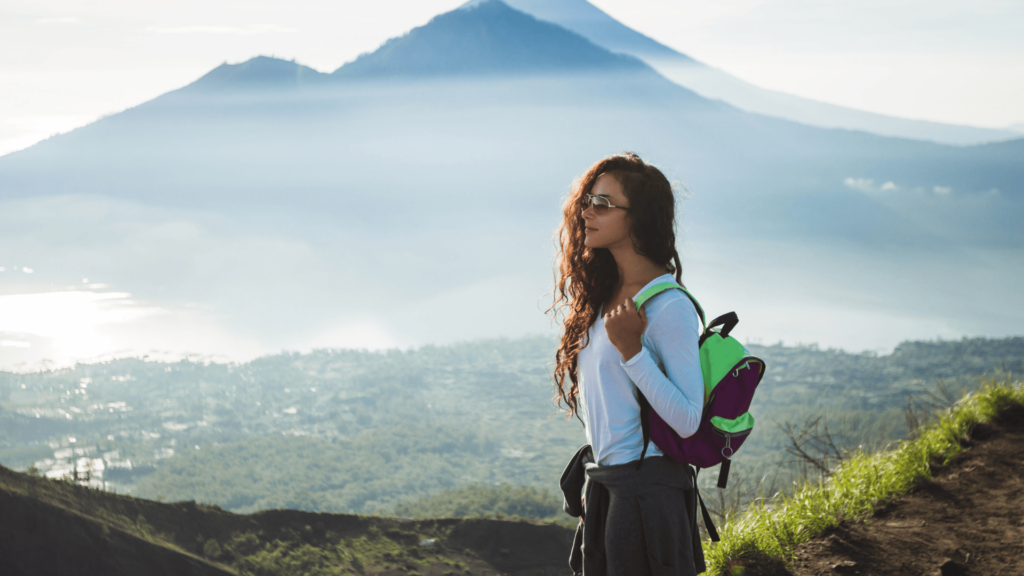 trekking mount batur